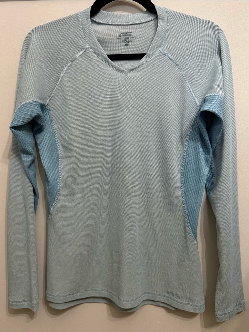 Patagonia Capilene Base Layer Top  V-Neck L/S Ribbed Panels Athletic Blue Sz M